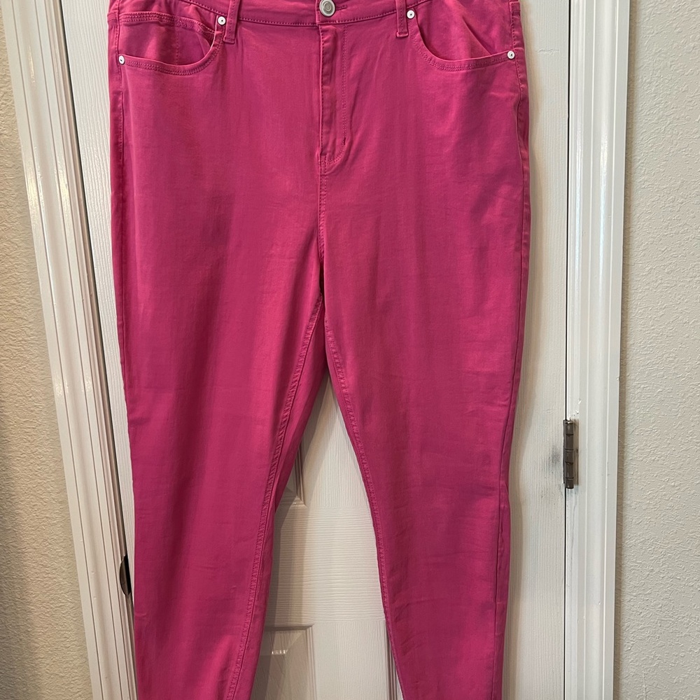 Fashion Nova Pink Skinny Jeans Vibrant Style - Picture 2 of 3